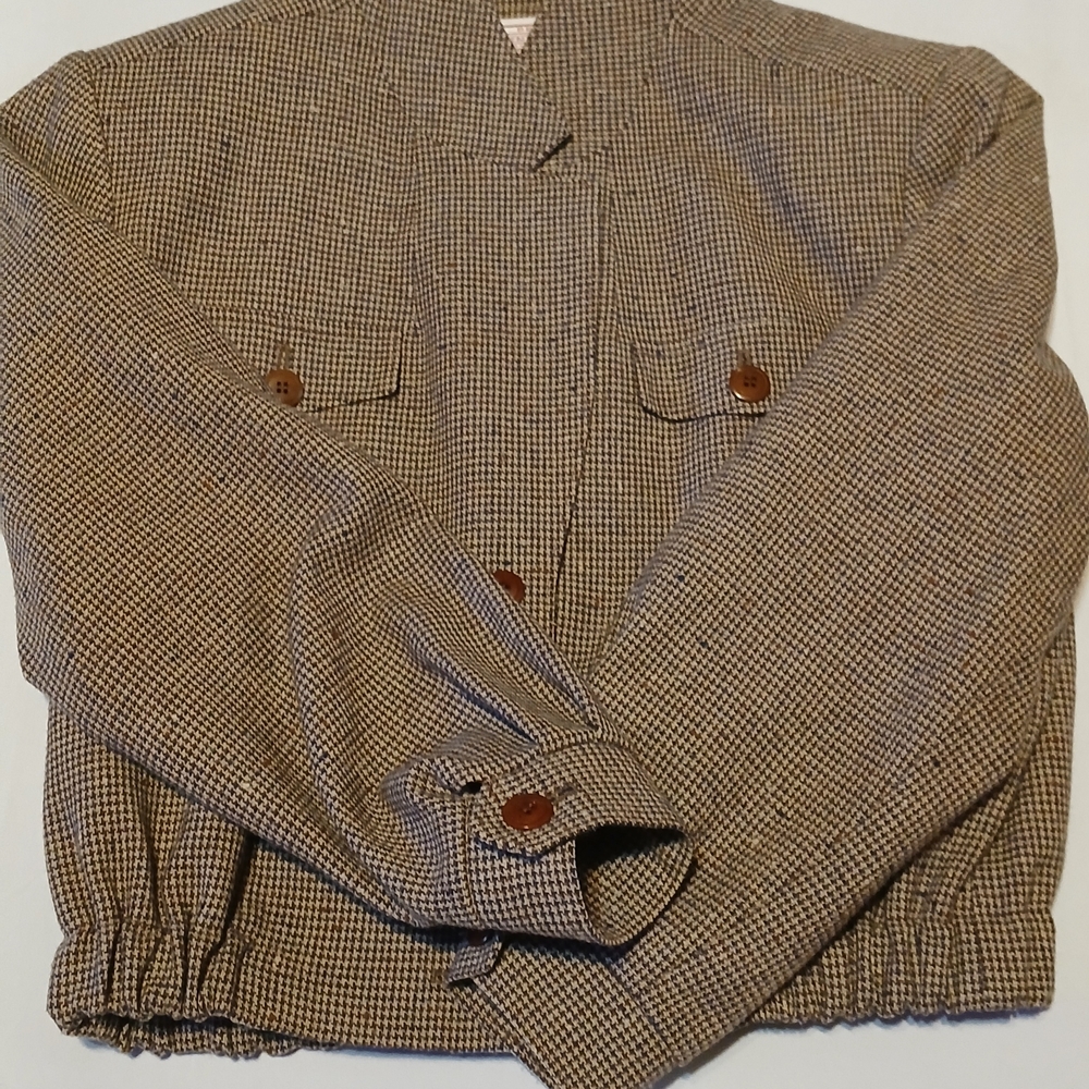 Petite Pendleton Women's Sz 12 Blazer Jacket Virgin Wool Shoulder Pads Short